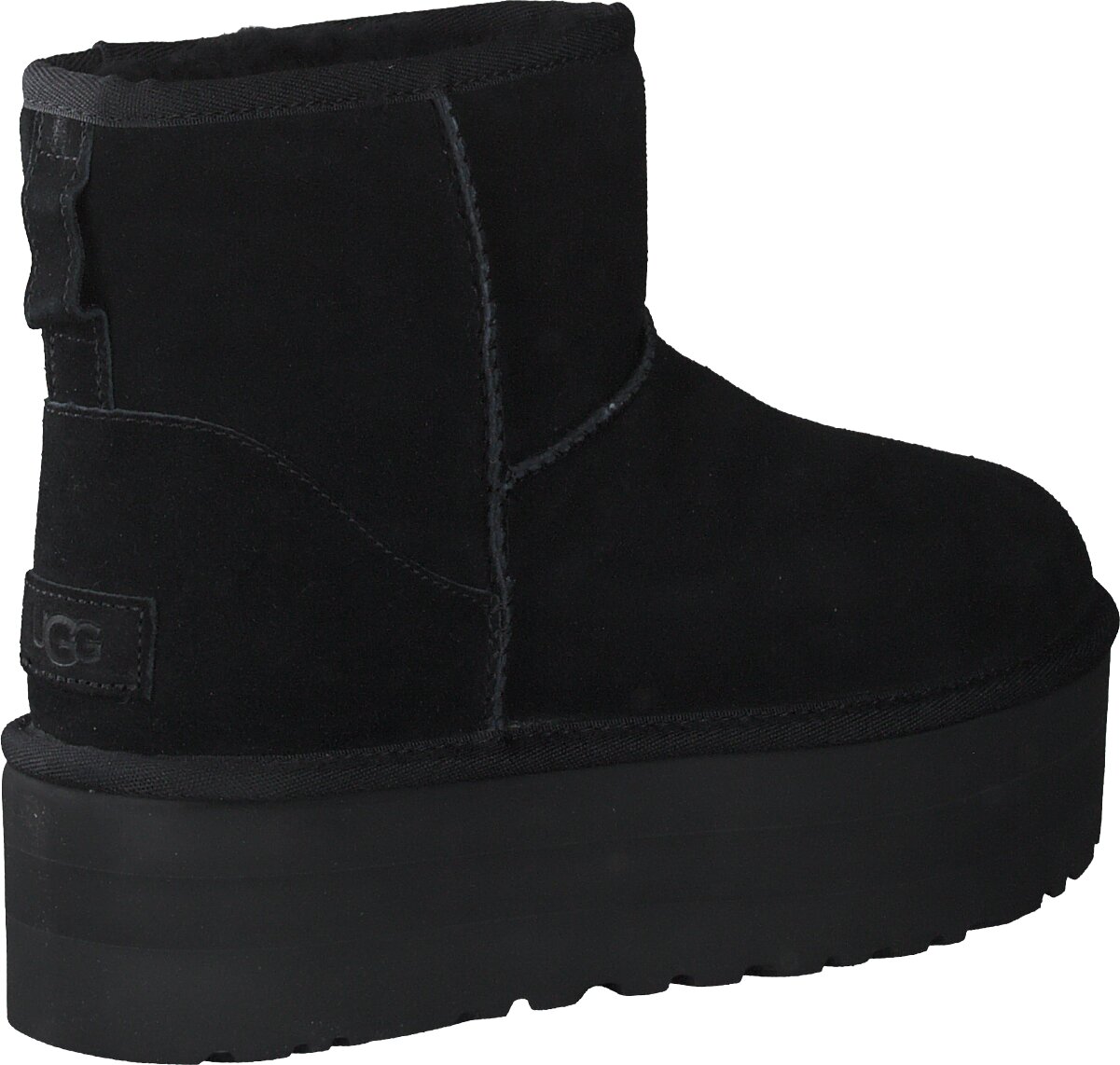 black uggs fur